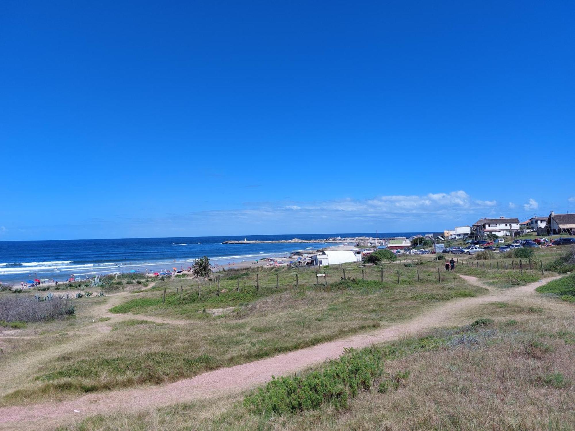 Posada Mar Azul Con Jacuzzi Bed & Breakfast Punta Del Diablo Exterior photo